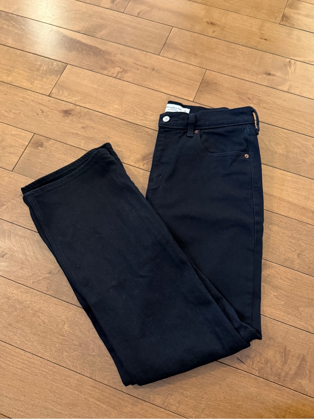 Abercrombie high rise 90s relax jeans in black